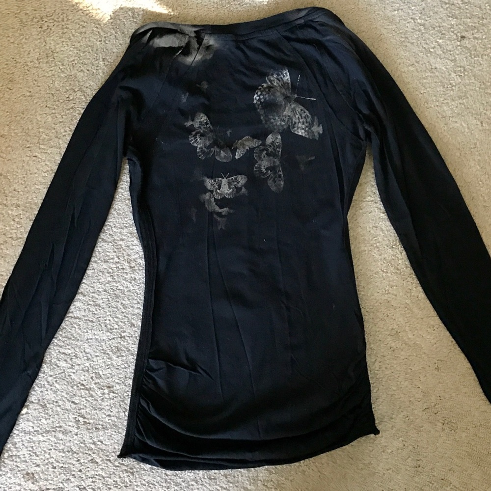 SOLD Guess Long Sleeved Top 💋 - Picture 3 of 3